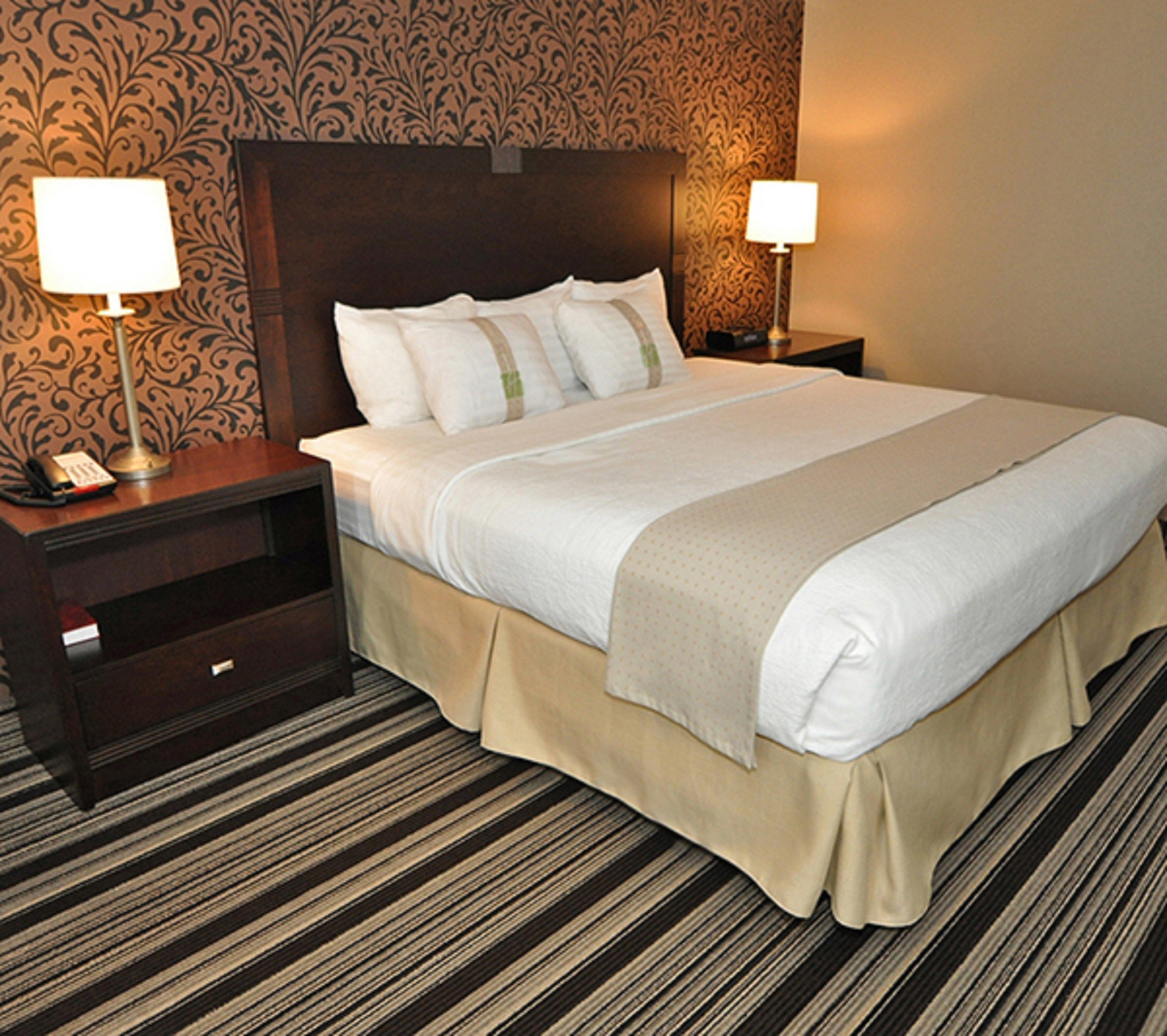 Holiday Inn Cleveland-Mayfield By Ihg Екстериор снимка