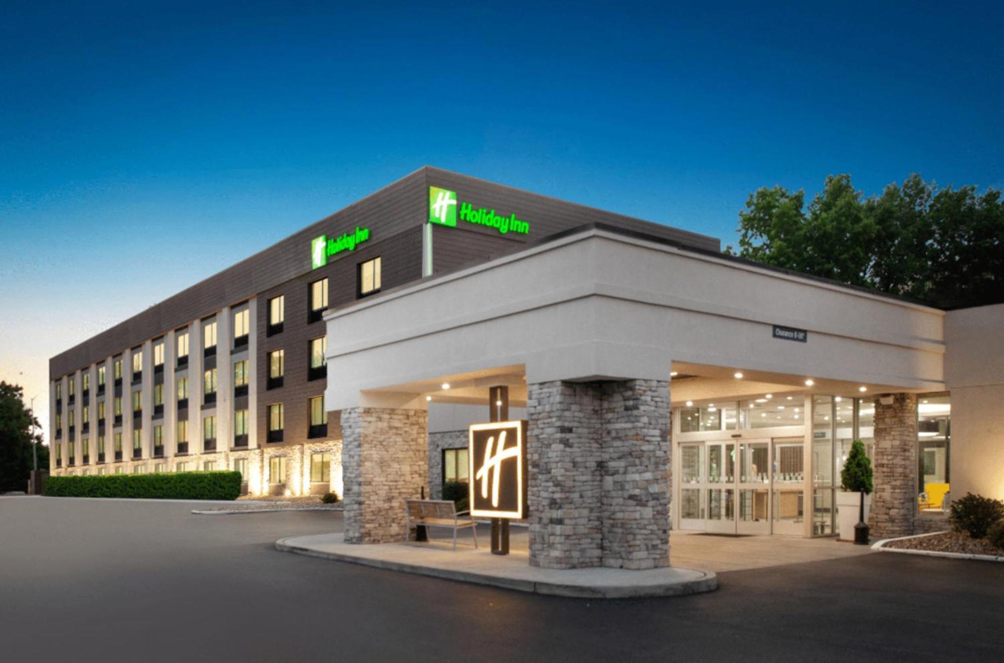Holiday Inn Cleveland-Mayfield By Ihg Екстериор снимка